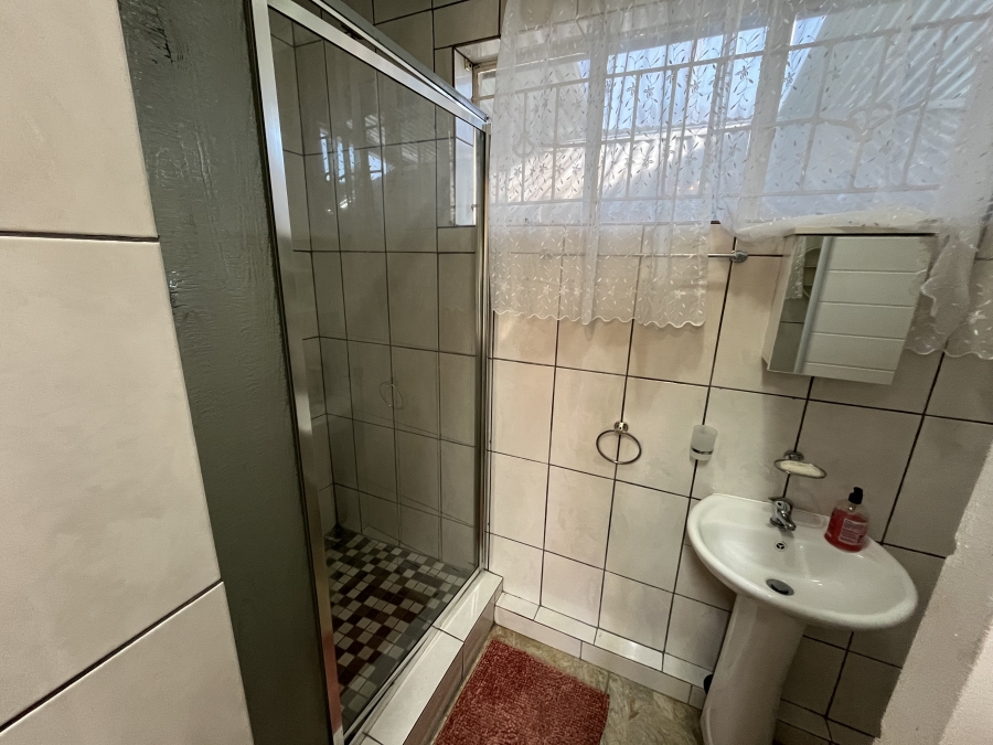To Let 1 Bedroom Property for Rent in Protea Park North West